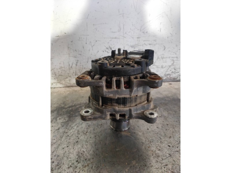 Recambio de alternador para seat ibiza (6p1) reference referencia OEM IAM 04E903021M  