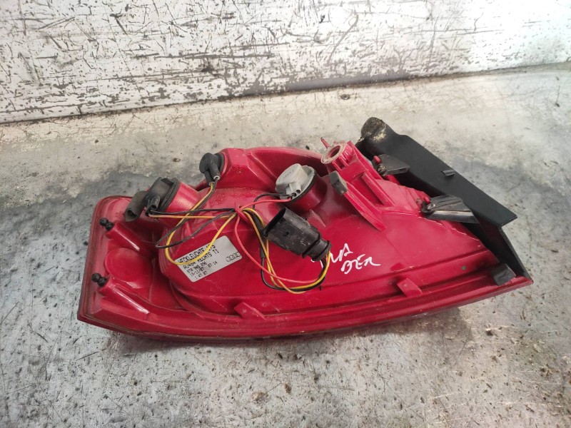 Recambio de piloto trasero derecho para audi a5 coupe (8t) 2.7 tdi referencia OEM IAM 8T0945096  