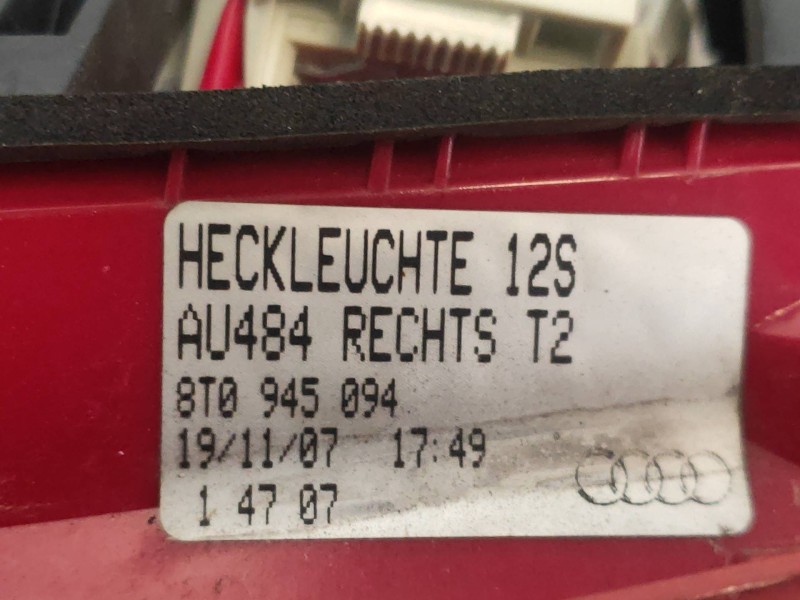 Recambio de piloto trasero derecho interior para audi a5 coupe (8t) 2.7 tdi referencia OEM IAM 8T0945094  
