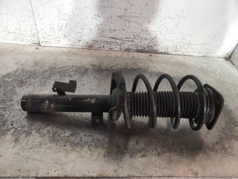 Recambio de amortiguador delantero izquierdo para ford focus lim. (cb4) titanium referencia OEM IAM 6M5Y18K001BAC  