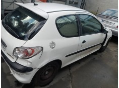 peugeot 206 berlina del año 2001 2