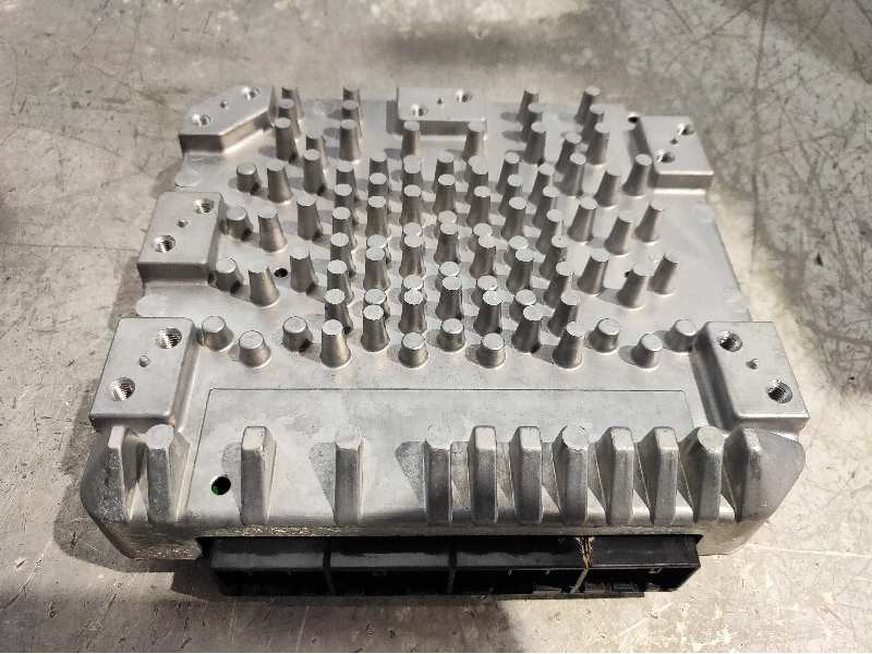 Recambio de centralita check control para lexus rx 400h referencia OEM IAM 8954048341 07000700 02100210 