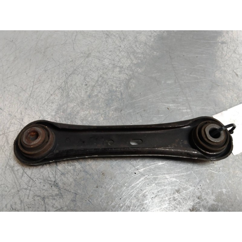 Recambio de brazo suspension inferior trasero derecho para ford mondeo ber. (ca2) ghia x referencia OEM IAM   