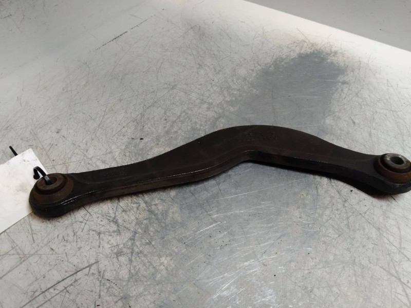 Recambio de brazo suspension inferior trasero derecho para ford mondeo ber. (ca2) ghia x referencia OEM IAM   