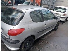 peugeot 206 berlina del año 2000 2