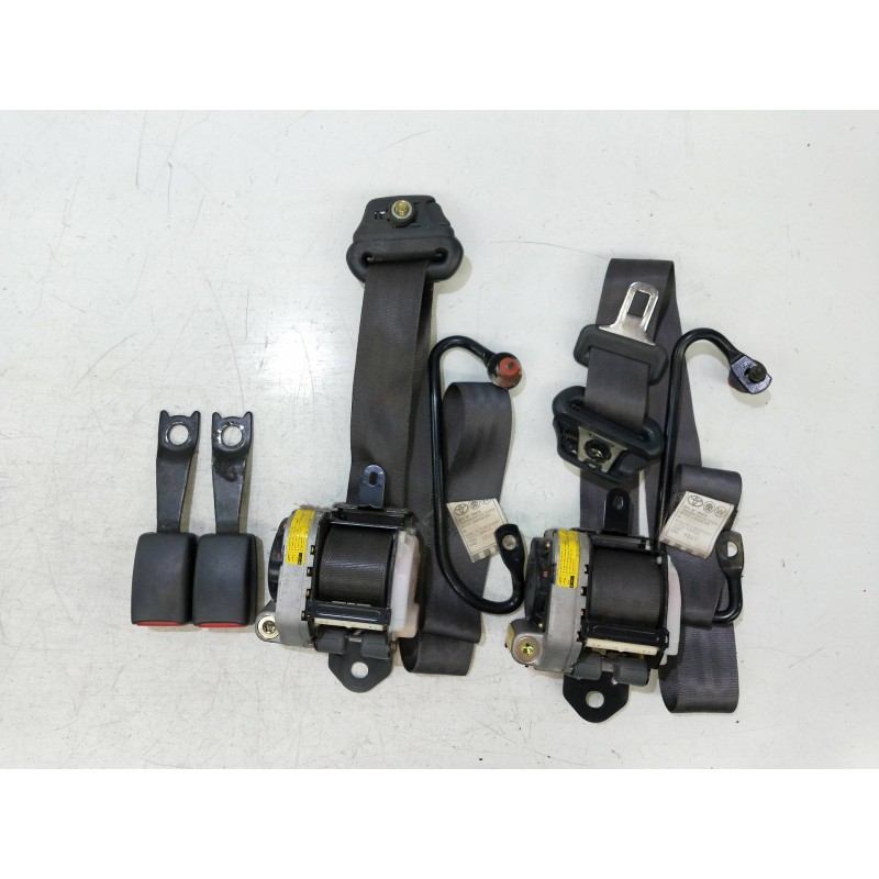 Recambio de juego cinturones delantero para toyota corolla (e11) 1.4 16v cat referencia OEM IAM   3P