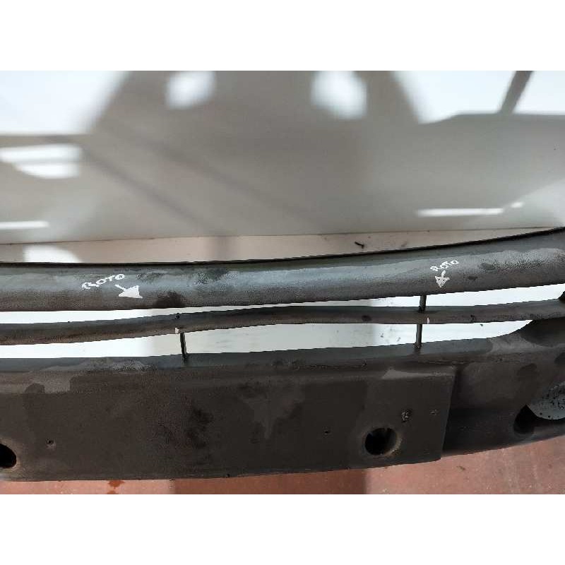 Recambio de paragolpes delantero para mercedes sprinter 02.00  caja cerrada 411 cdi (904.662) referencia OEM IAM   