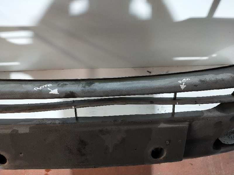 Recambio de paragolpes delantero para mercedes sprinter 02.00  caja cerrada 411 cdi (904.662) referencia OEM IAM   