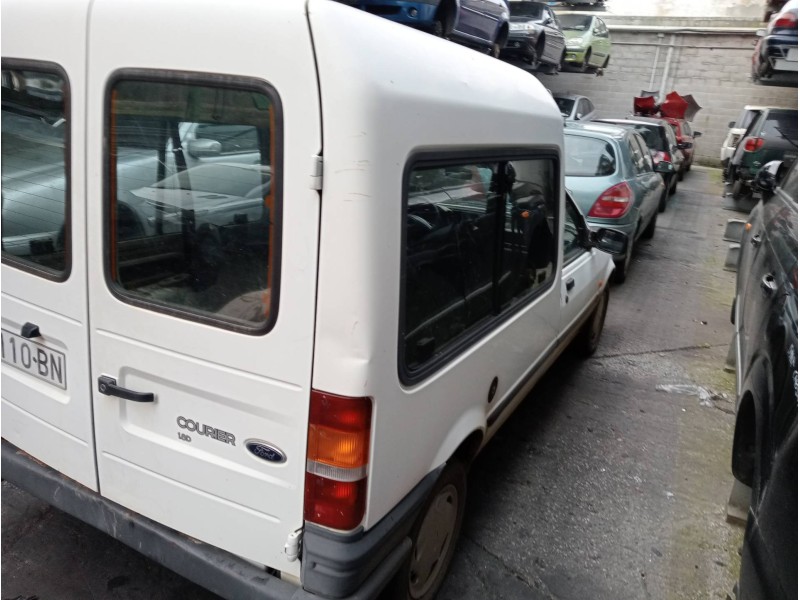 ford fiesta courier del año 1989