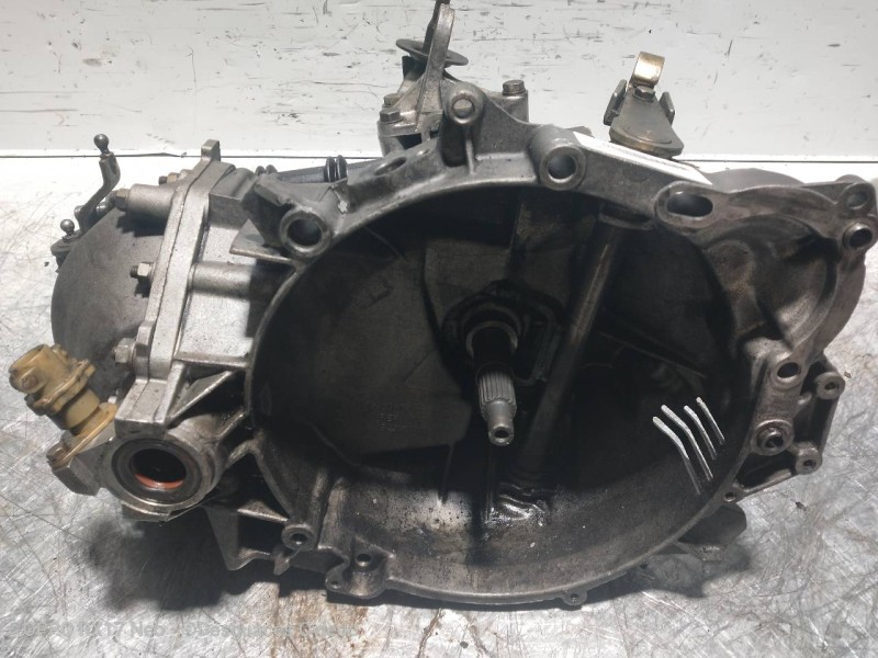 Recambio de caja cambios para peugeot 605 2.1 turbodiesel referencia OEM IAM 2GM03 033335  Recambio de caja cambios para peugeot 605 2.1 turbodiesel referencia OEM IAM 2GM03 033335