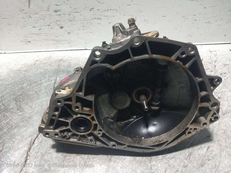Recambio de caja cambios para opel kadett e 1.6 referencia OEM IAM F10 A20183 