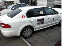 skoda suberb (3t4) del año 2012 2