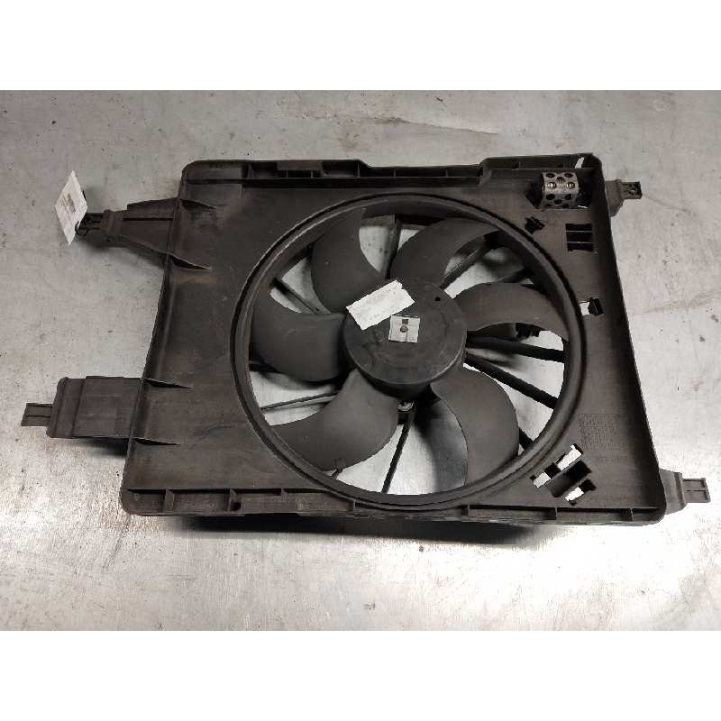 Recambio de electroventilador para renault megane ii berlina 5p 1.9 dci diesel fap cat referencia OEM IAM 5020232 8200680824 GAT