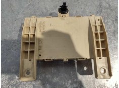 Recambio de caja reles / fusibles para lexus rx 400h referencia OEM IAM    2