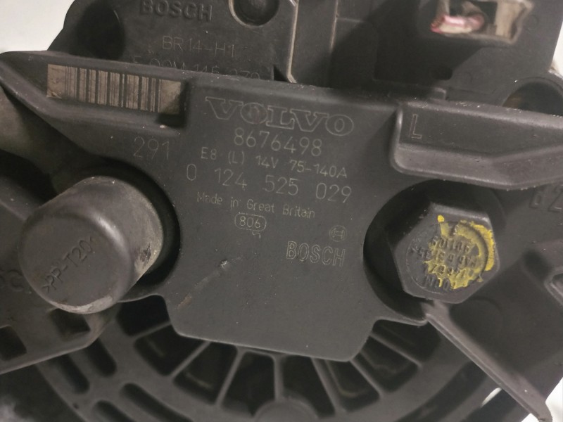 Recambio de alternador para volvo s80 berlina 2.4 cat referencia OEM IAM 0124525029  