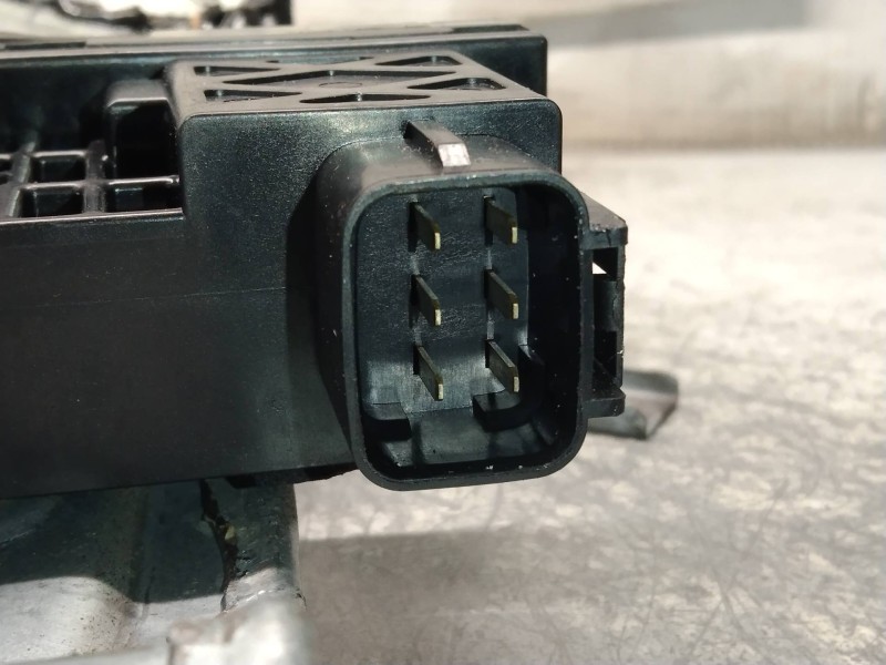 Recambio de elevalunas delantero izquierdo para kia carnival ii 2.9 crdi lx referencia OEM IAM 824504D010 0620200770 5P 2006