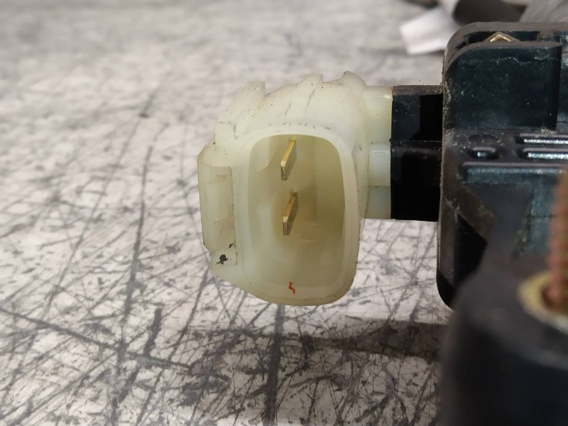 Recambio de elevalunas trasero derecho para kia carnival ii 2.9 crdi lx referencia OEM IAM 824604D020 2621003590 5P