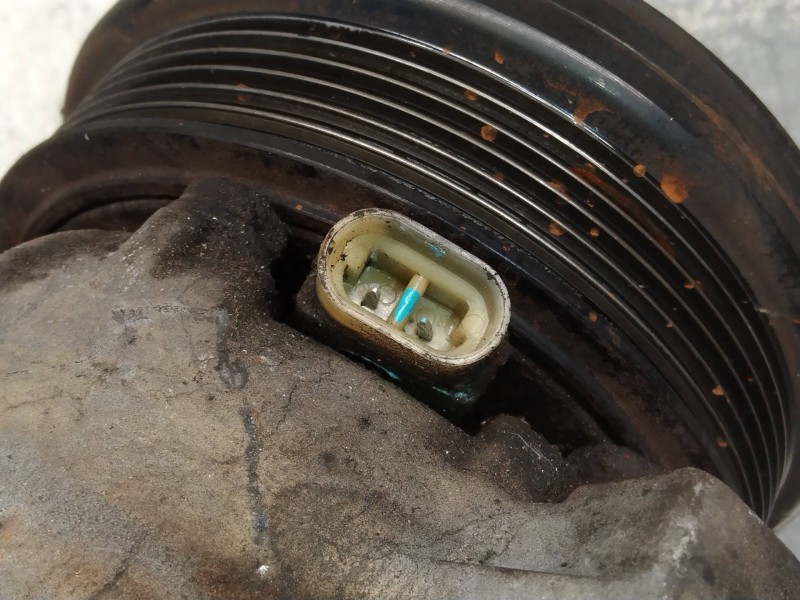 Recambio de compresor aire acondicionado para chevrolet evanda cdx referencia OEM IAM 715029  