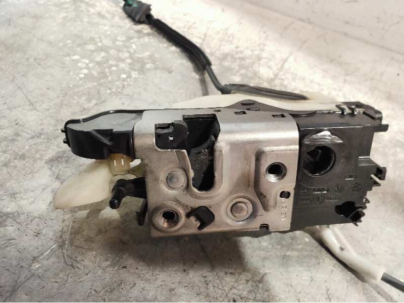 Recambio de motor cierre centralizado delantero izquierdo para citroen c4 lim. feel edition referencia OEM IAM 9685351380  