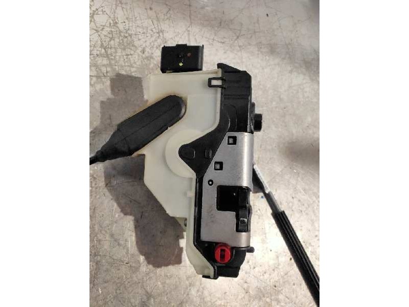 Recambio de motor cierre centralizado trasero izquierdo para citroen c4 lim. feel edition referencia OEM IAM 9685351980  