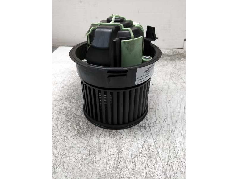 Recambio de motor calefaccion para citroen c4 lim. feel edition referencia OEM IAM T1011131B  VALEO