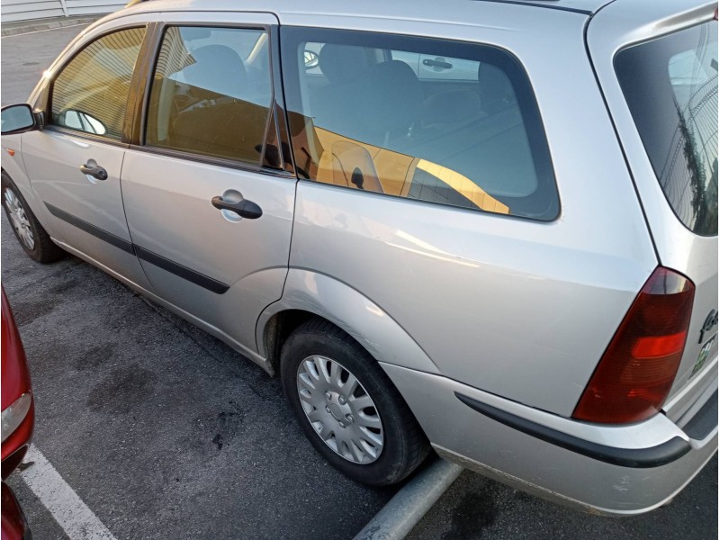 ford focus turnier (cak) del año 2002
