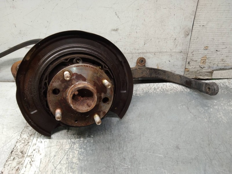 Recambio de mangueta trasera izquierda para chevrolet evanda cdx referencia OEM IAM   