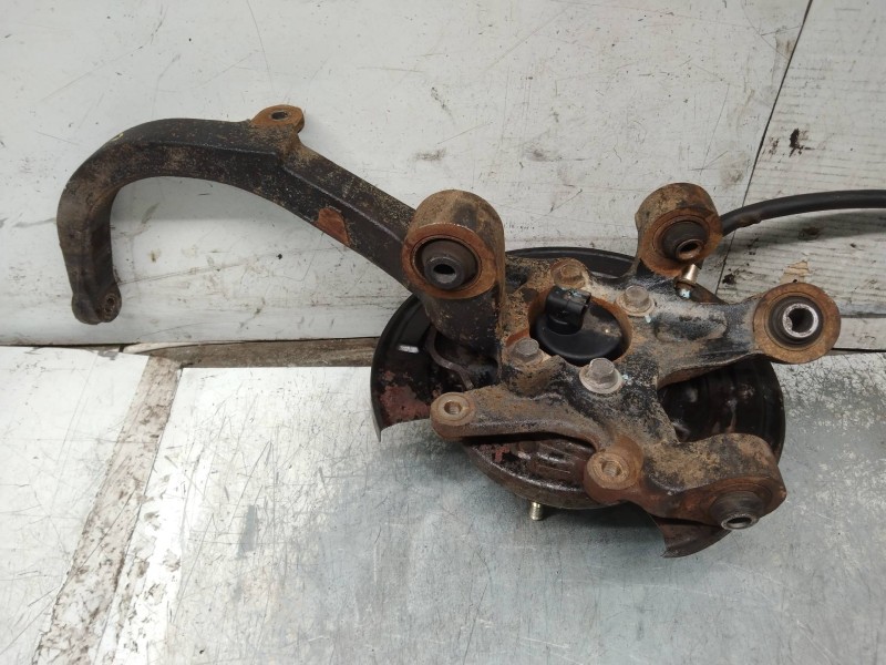 Recambio de mangueta trasera izquierda para chevrolet evanda cdx referencia OEM IAM   