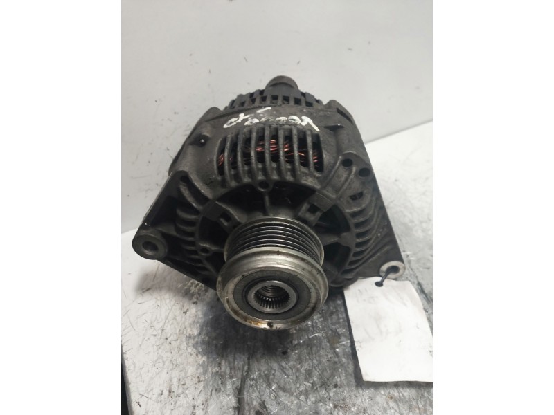 Recambio de alternador para volvo s40 berlina td referencia OEM IAM 7700431945  