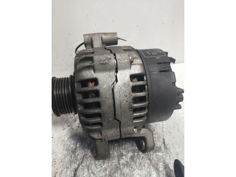Recambio de alternador para volvo s40 berlina 1.6 referencia OEM IAM 0123315021  