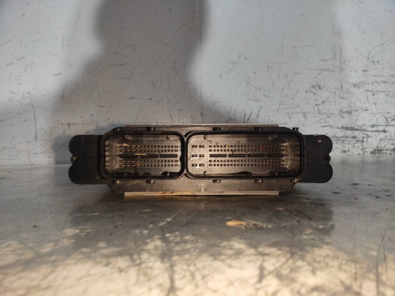 Recambio de centralita motor uce para seat ibiza (6p1) reference referencia OEM IAM 0261S09531 04E907309AF 