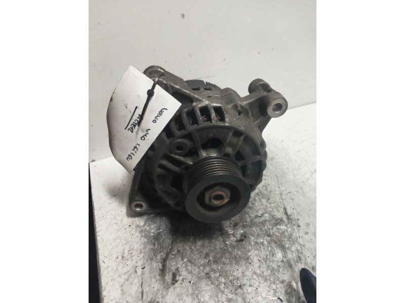 Recambio de alternador para volvo v40 familiar 1.6 referencia OEM IAM 0123315021  