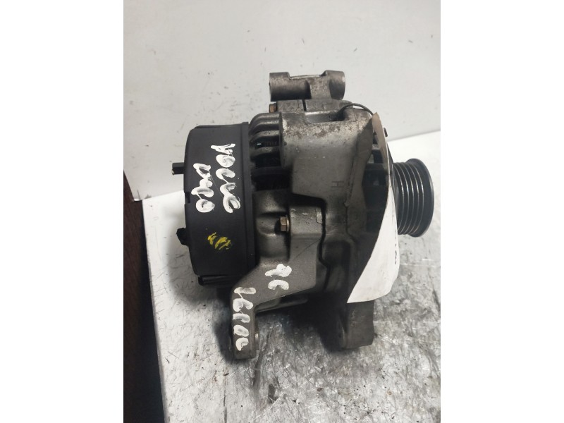 Recambio de alternador para volvo v40 familiar 1.6 referencia OEM IAM 0123315021  