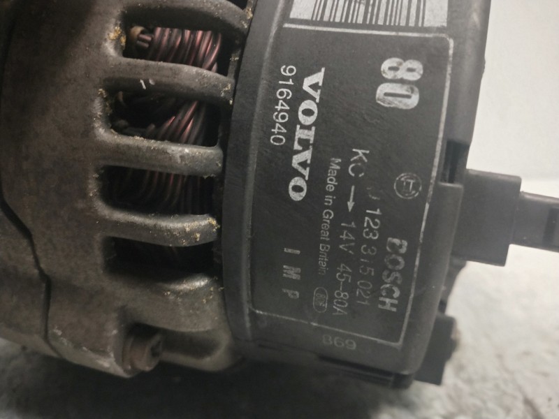 Recambio de alternador para volvo v40 familiar 1.6 referencia OEM IAM 0123315021  