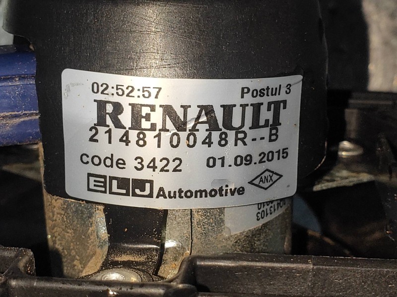 Recambio de electroventilador para dacia sandero ambiance referencia OEM IAM 214810048R  