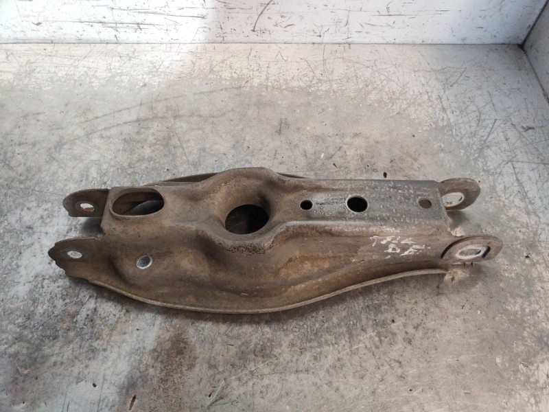 Recambio de brazo suspension inferior trasero derecho para bmw serie 3 coupe (e92) 320d referencia OEM IAM   