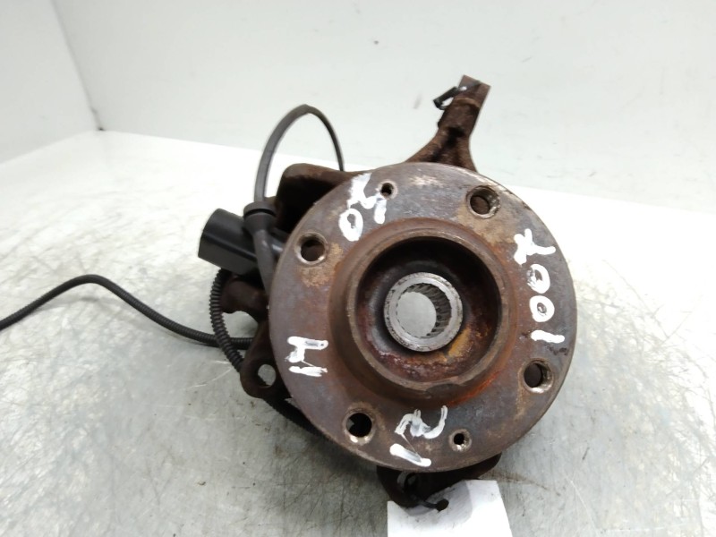 Recambio de mangueta delantera izquierda para peugeot 1007 sport referencia OEM IAM 1607557480  