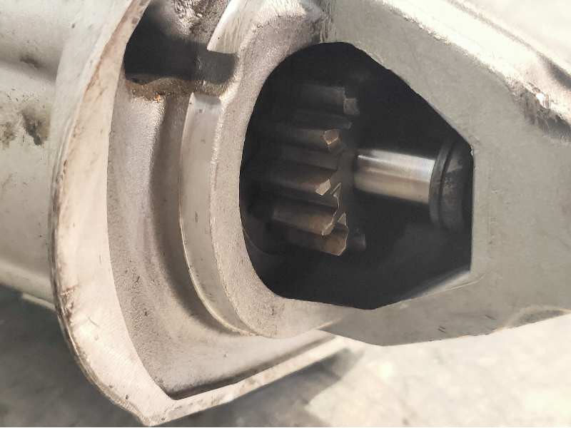 Recambio de motor arranque para citroen c4 lim. feel edition referencia OEM IAM 000117461 20151218 9675660680 STT03 BOSCH