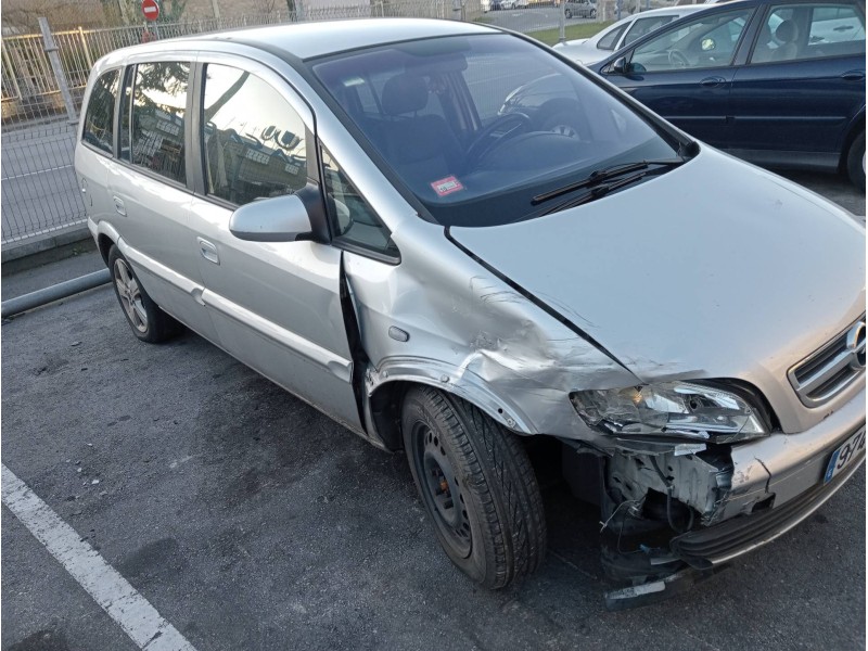 opel zafira a del año 2004