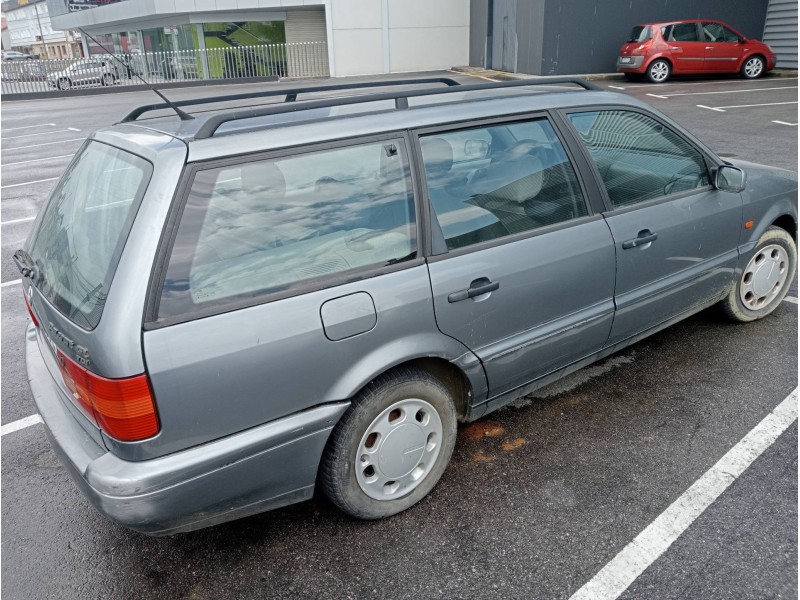 volkswagen passat variant (3a5) del año 2003
