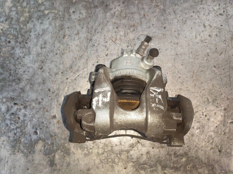 Recambio de pinza freno delantera izquierda para dacia sandero ambiance referencia OEM IAM   