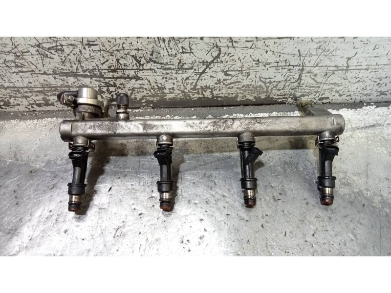 Recambio de rampa inyectora para chevrolet evanda cdx referencia OEM IAM 90411551  