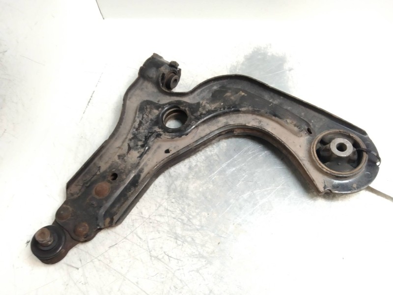 Recambio de brazo suspension inferior delantero izquierdo para ford fiesta berlina 1.3 cat (endura-e) referencia OEM IAM   