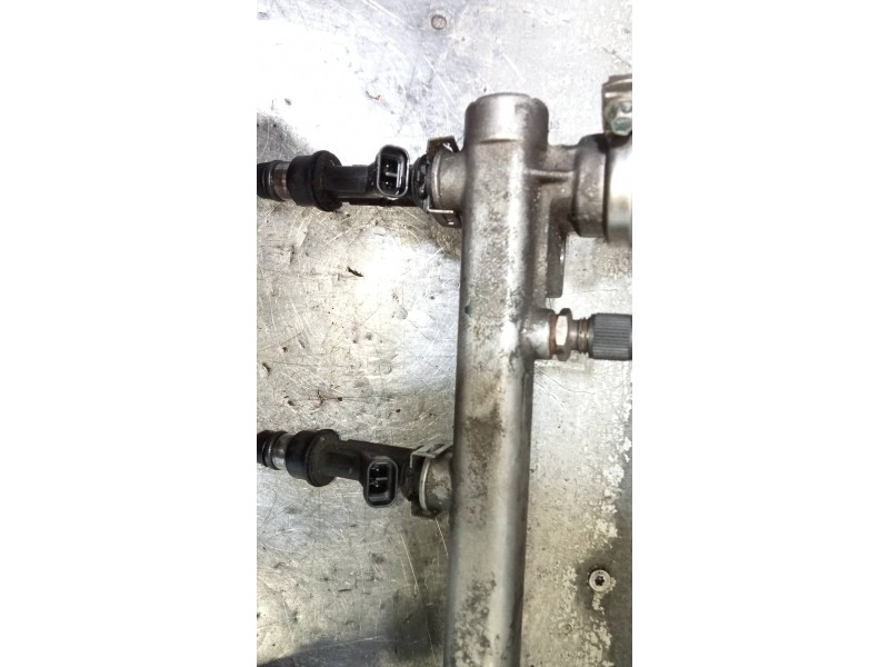 Recambio de rampa inyectora para chevrolet evanda cdx referencia OEM IAM 90411551  