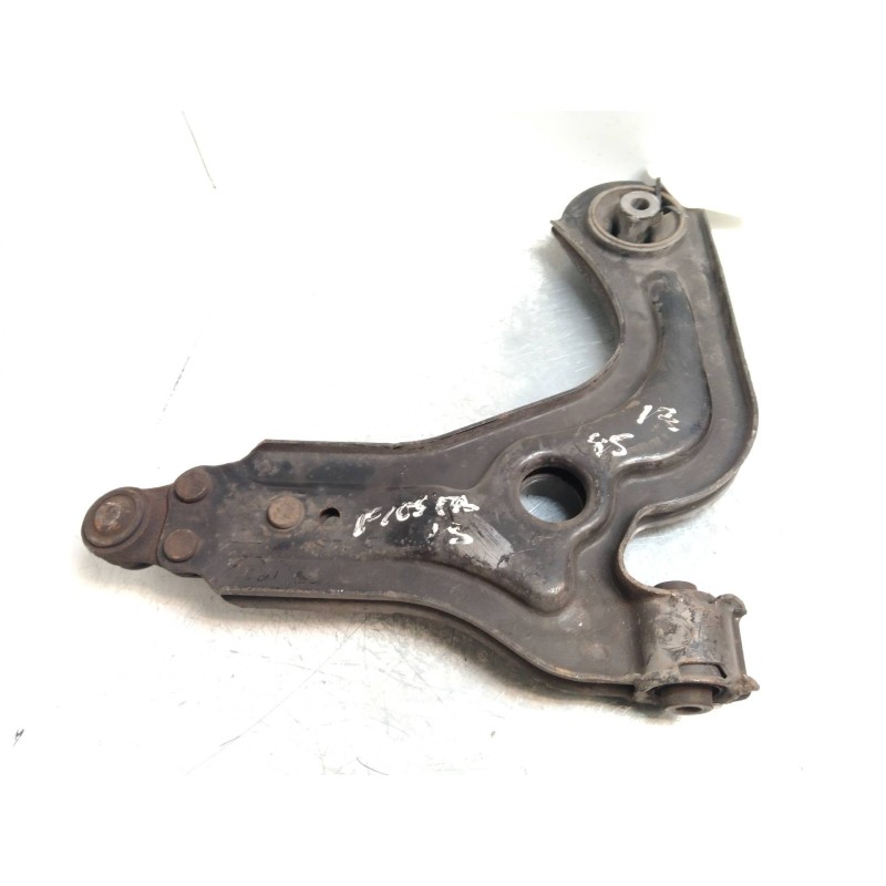Recambio de brazo suspension inferior delantero izquierdo para ford fiesta berlina 1.3 cat (endura-e) referencia OEM IAM   