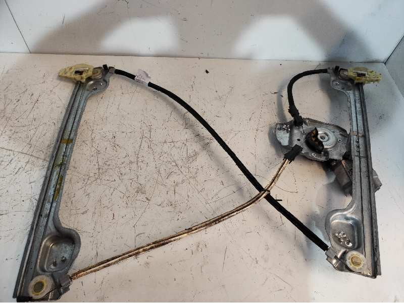 Recambio de elevalunas delantero izquierdo para peugeot 1007 sport referencia OEM IAM  9221R0 