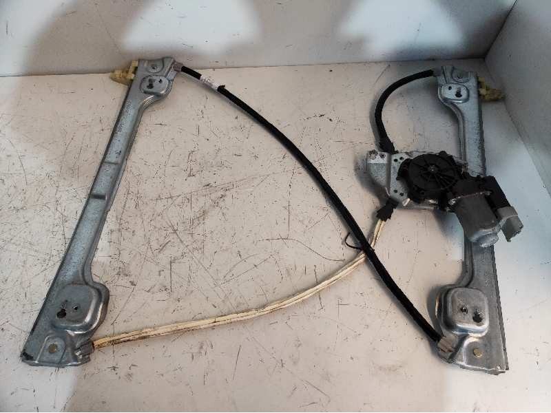 Recambio de elevalunas delantero derecho para peugeot 1007 sport referencia OEM IAM  9222Q8 