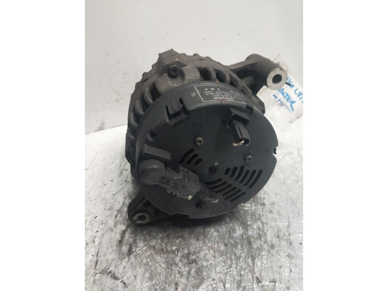 Recambio de alternador para volvo s40 berlina 1.8 16v referencia OEM IAM 0123315021  