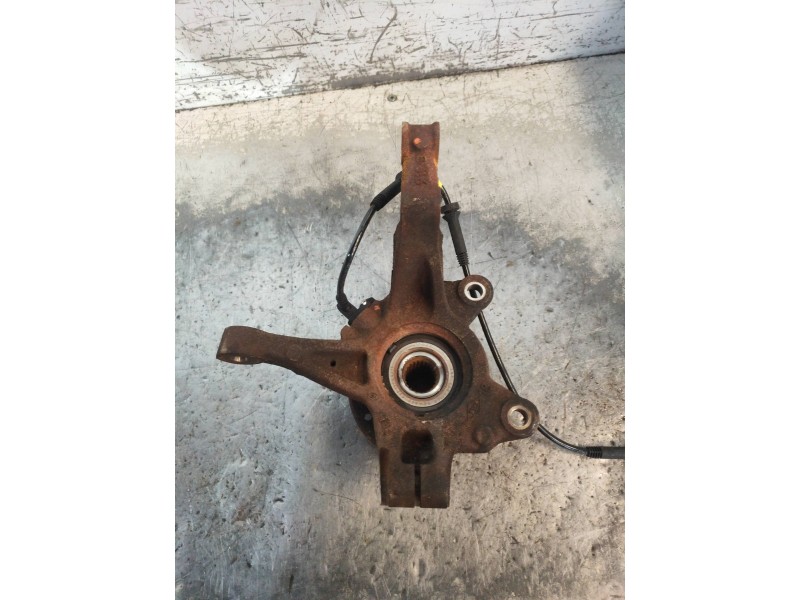 Recambio de mangueta delantera izquierda para dacia sandero ambiance referencia OEM IAM   