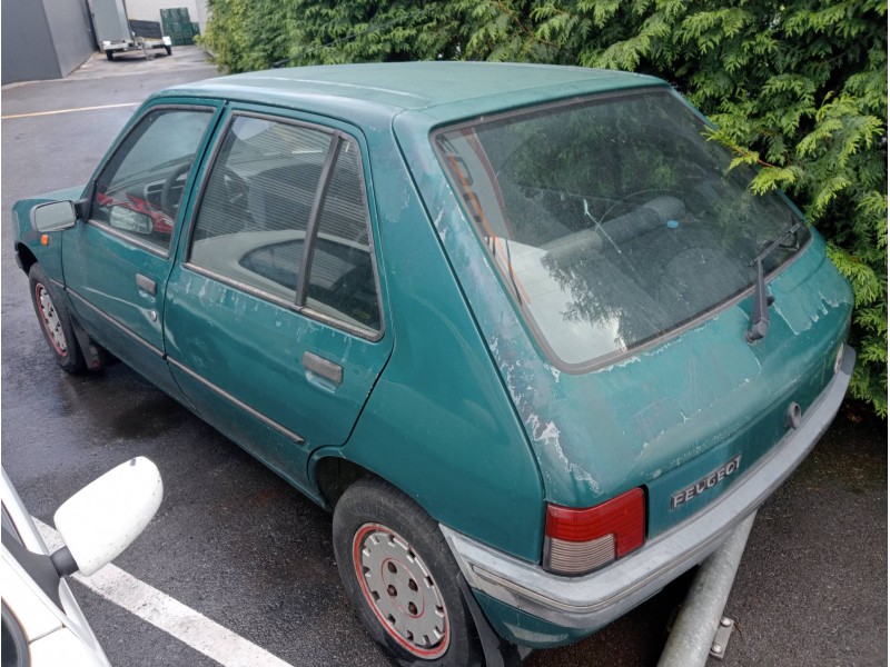peugeot 205 berlina del año 1997